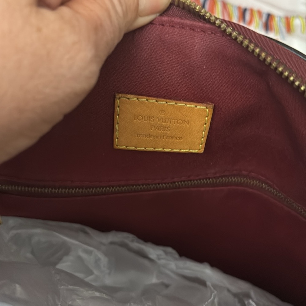 Louis Vuitton Burgundy and Black Patent Leather Satchel - Picture 6 of 11